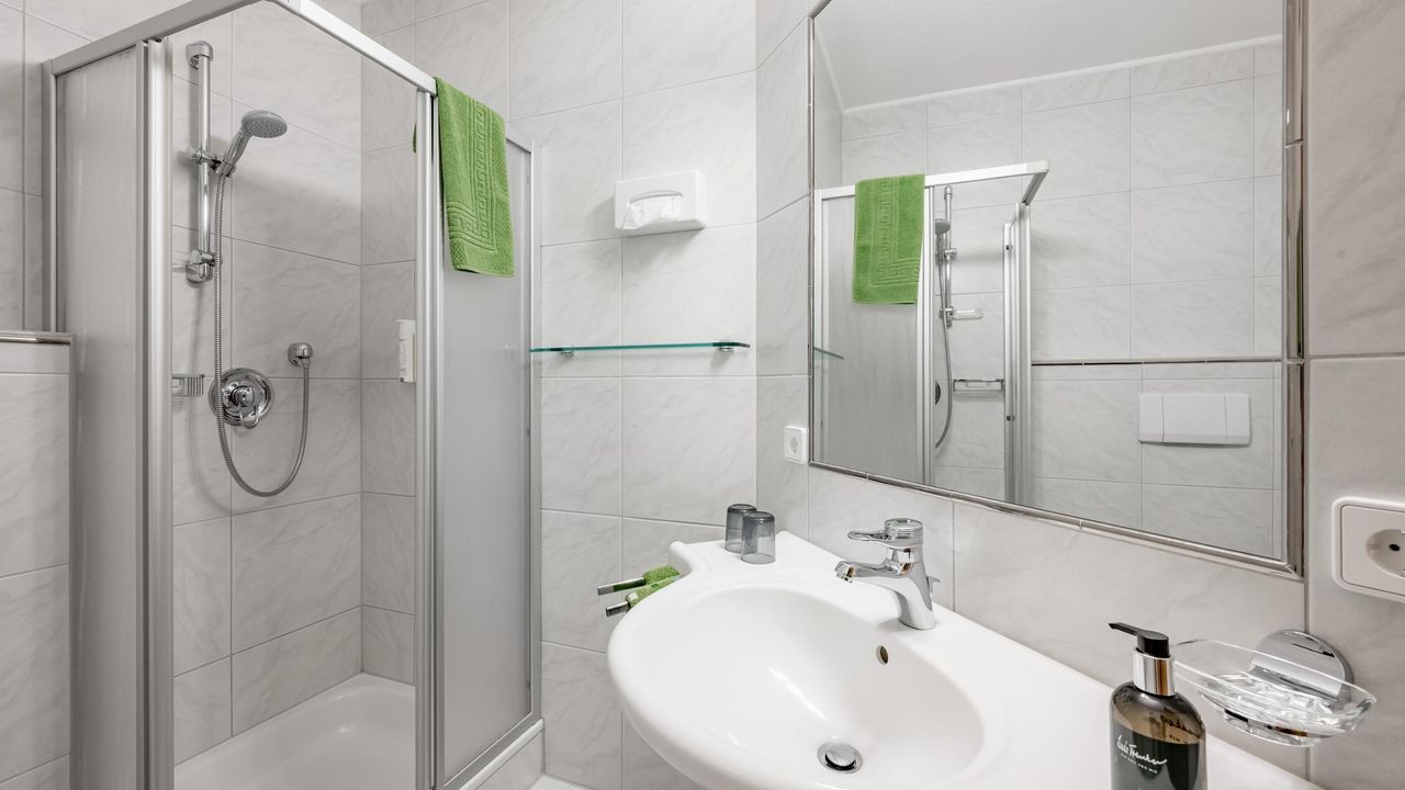Dusche_WC Dusche_WC